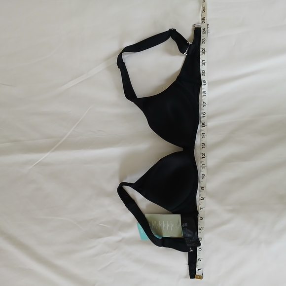 H&M Sleek Black Swimsuit Top - Picture 4 of 6